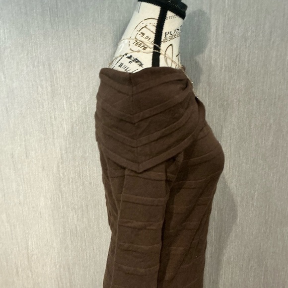 Chic Long Sleeve Brown Dress Size US Large or 8/10 - Picture 12 of 16